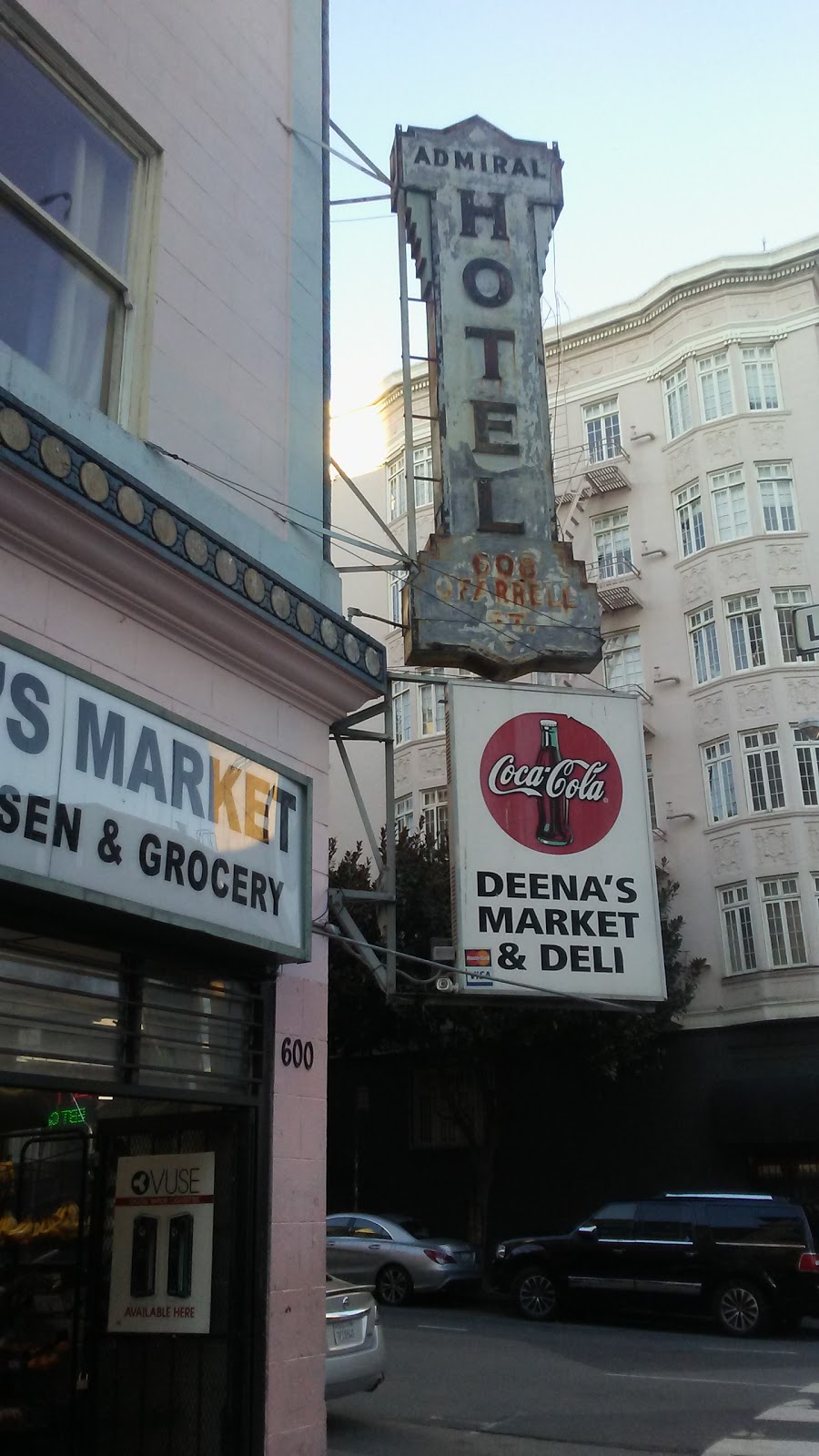 Deena’s Market and Smoke Shop
